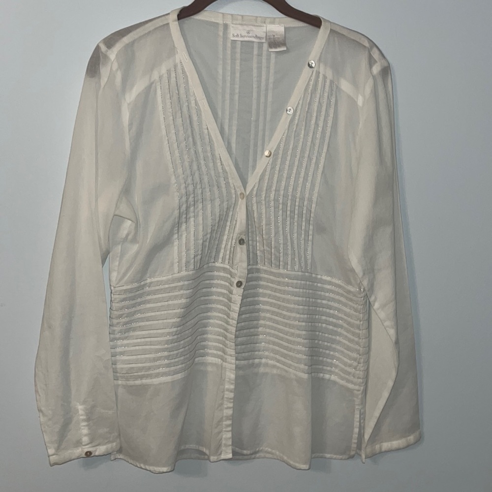 Soft Surroundings Women’s White Long Sleeve Blouse Med Button Down V-neck